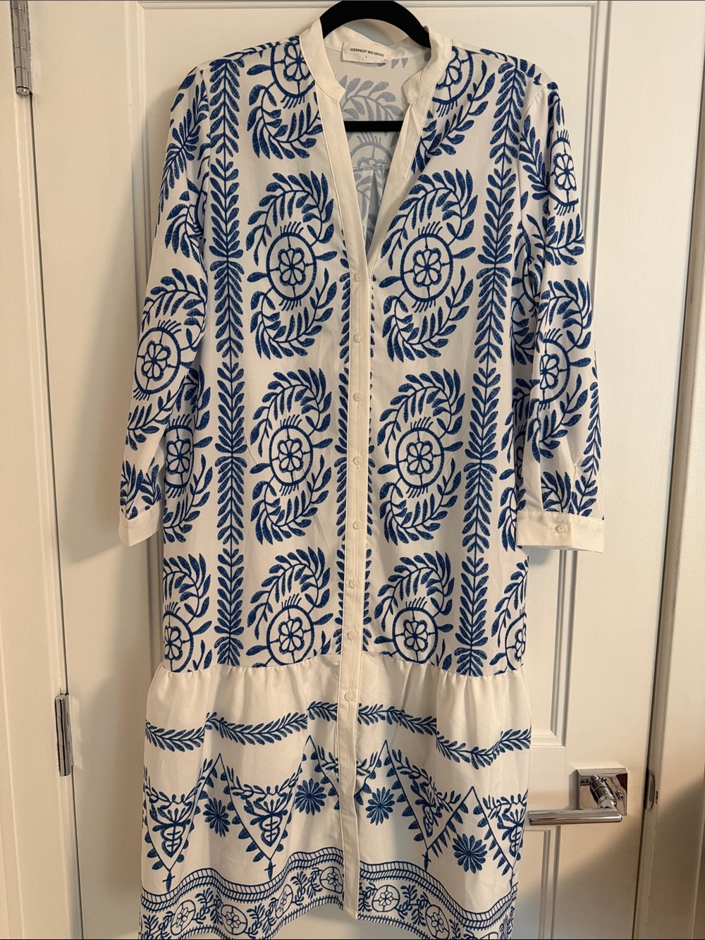 Goodnight Macaroon White & Blue Embroidered looking dress